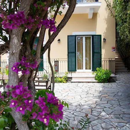 Taxi Apartment Paleokastritsa