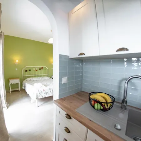 Taxi Apartment