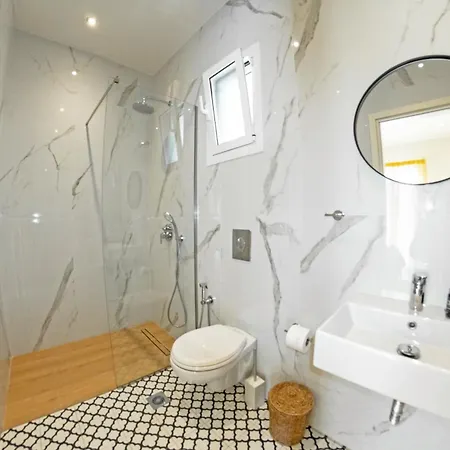 Taxi Apartment *